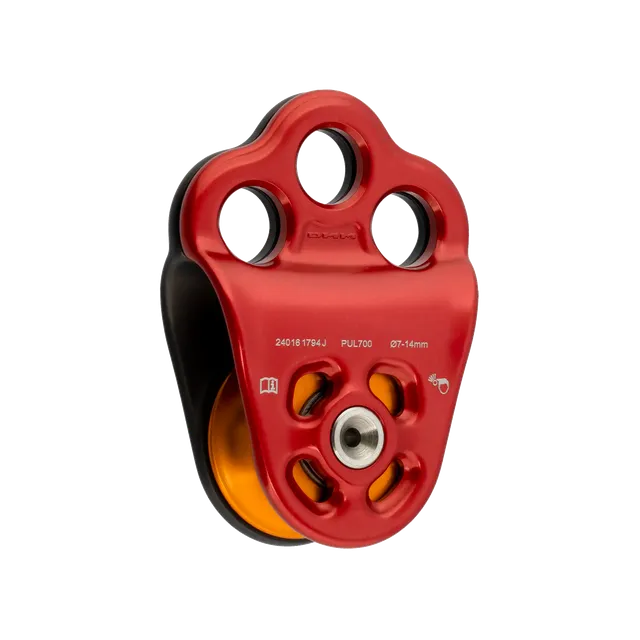 dmm-triple-attachment-pulley-2-hitch-climber-rolle image 1